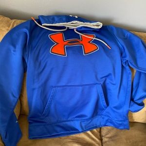 UA Large Hoodie